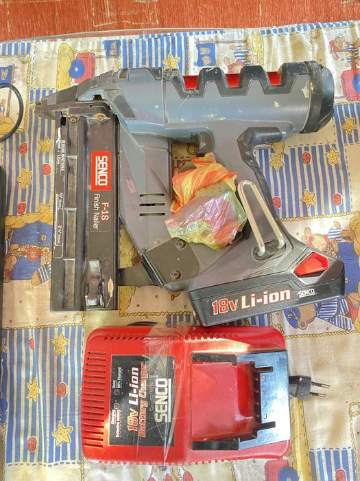 SENCO такер пистолет за пирони