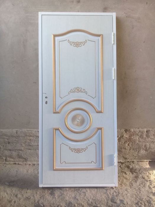 Салом алейкум биз уз хизматларини таклиф киламиз хар хил  эшиклар