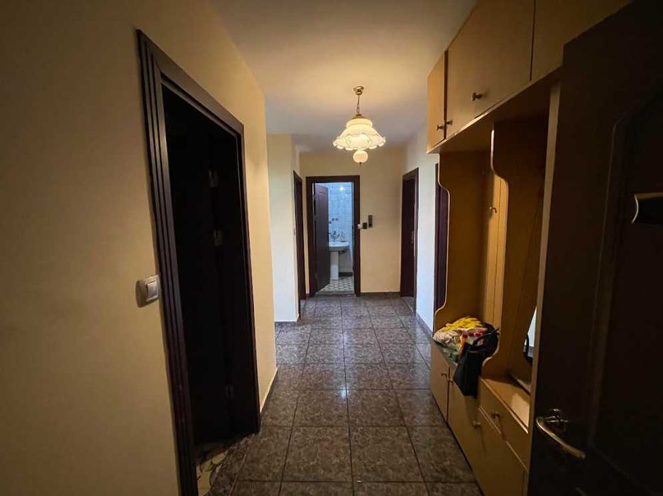 Дава се под наем Тристаен апартамент в Бургас, Братя Миладинови - 85 кв.м за 200 € - Снимка #17