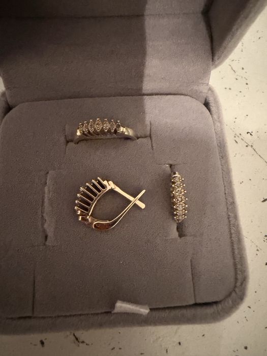 Продается бриллиантовый набор