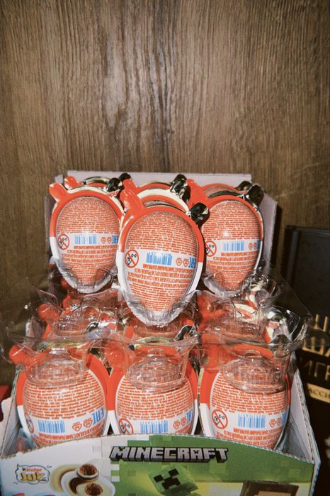Продам Майнкрафт фигурки из Киндера. Kinder Minecraft.