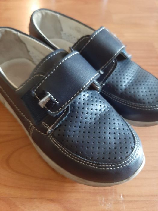 Школьная форма и обувь