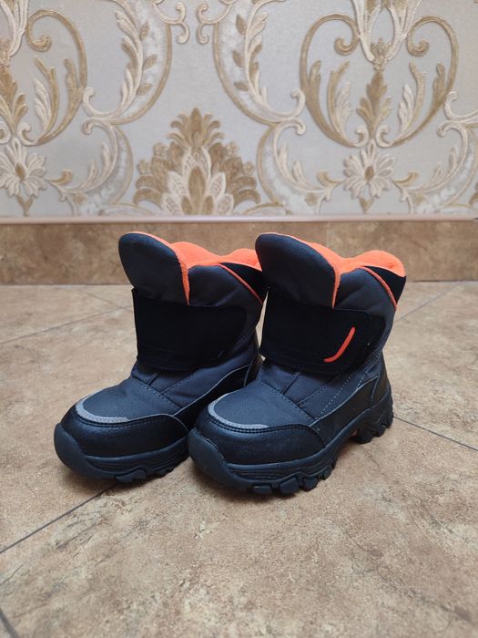 Продам зимние сапоги