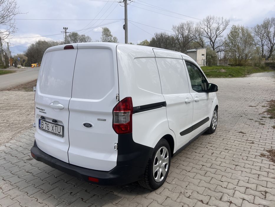 Ford transit courier 2017 Ecoboost