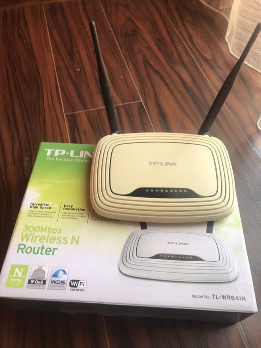 Vand router wireless 300 Mbps in stare perfecta de functinare
