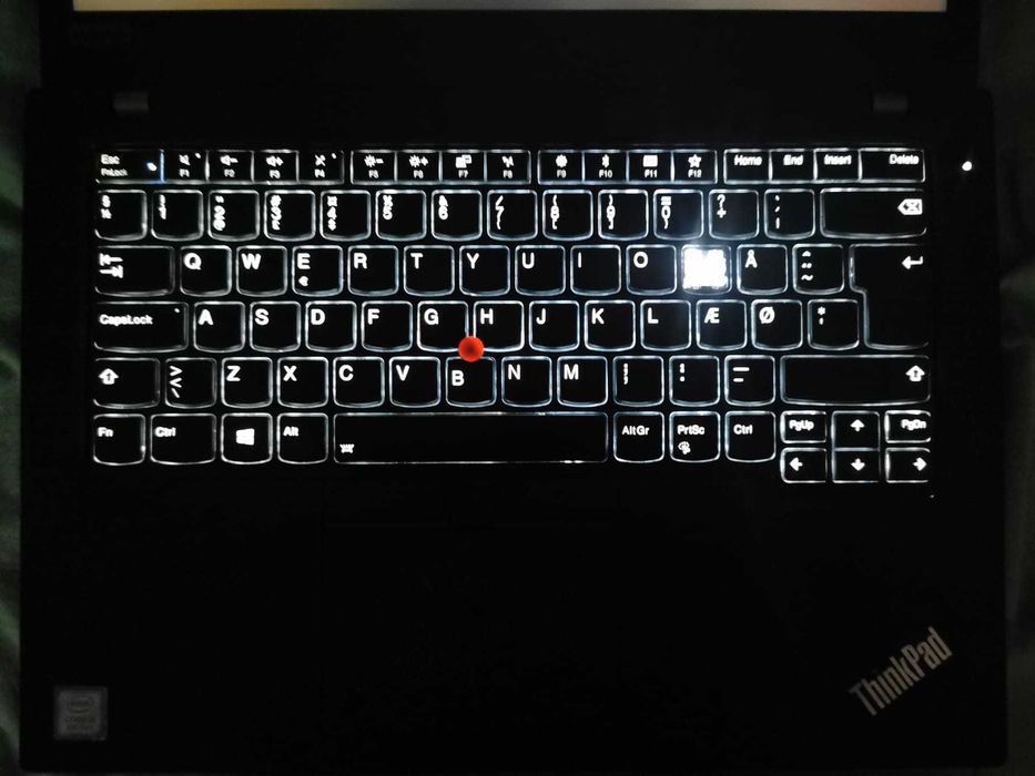 SUPER OCAZIE Lenovo Thinkpad i5 8250, 16 gb ddr4, m2 256