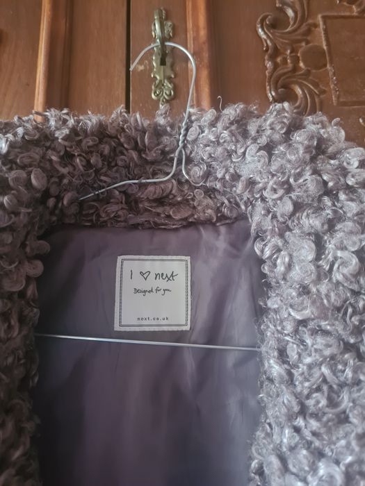 Vestă Next, 9-10 ani, 140 cm, superbă, în stare bună