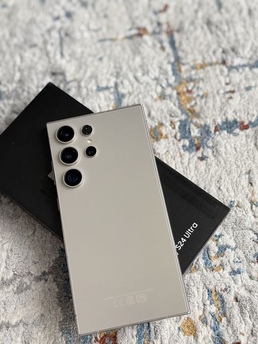 Продам Samsung galaxy S24 Ultra