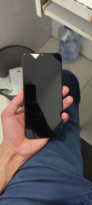 Samsung A04e.   juda arzon