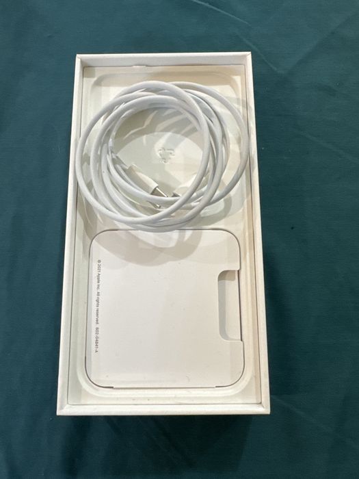 iphone 13 midnight blue