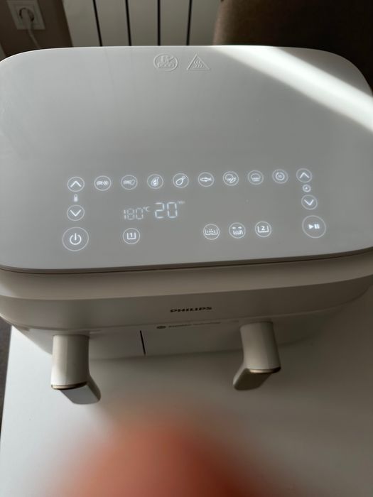 Philips 3000 Series Dual Basket Airfryer чисто нов в гаранция