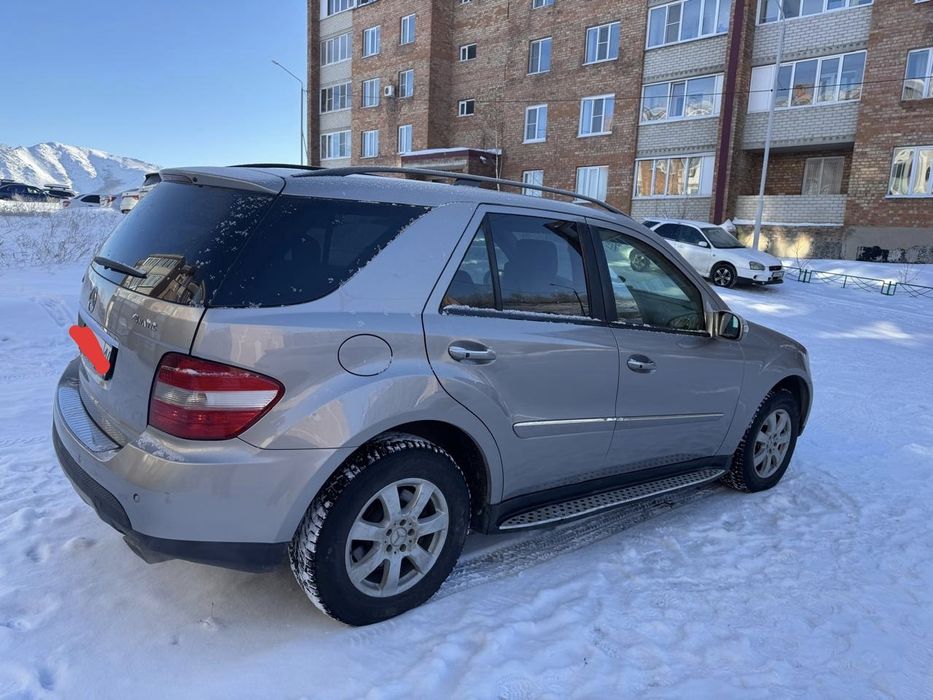 Продам авто МL350  3.2 об