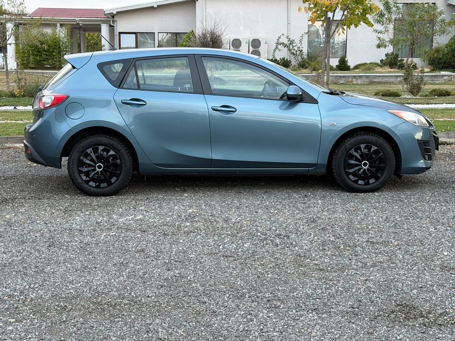 MAZDA 3 2010 — imagine 3