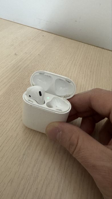 Продам Айрподс 2 оригинал