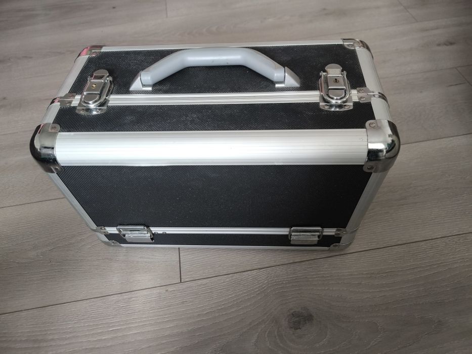 Geantă make-up-cosmetice