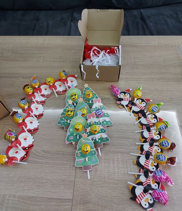 Коледни подаръчета за деца