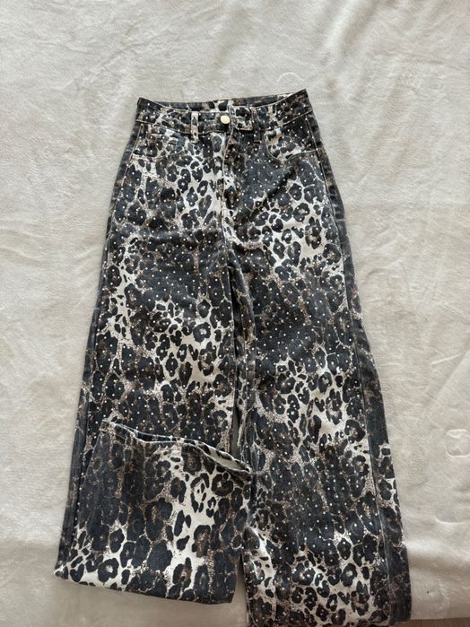 Нови дамски дънки