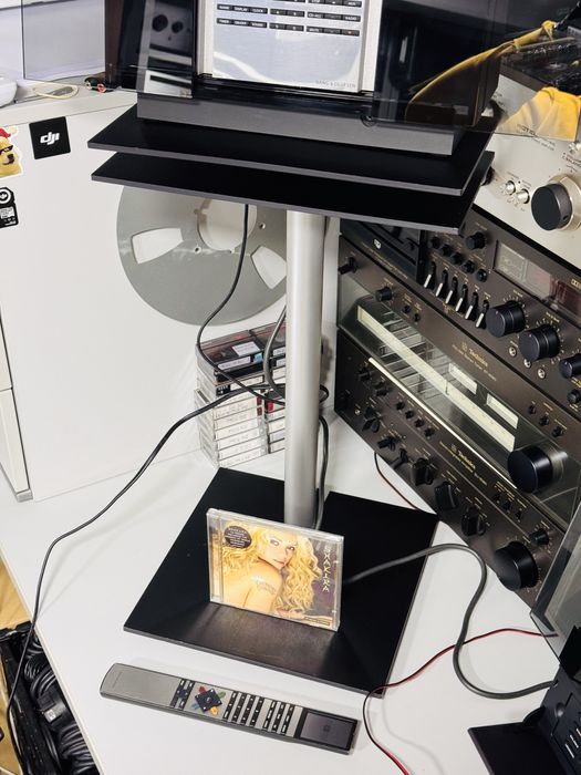 Cd-player/sistem audio Bang&Olufsen Beosound 3000-telecomandă,stativ !
