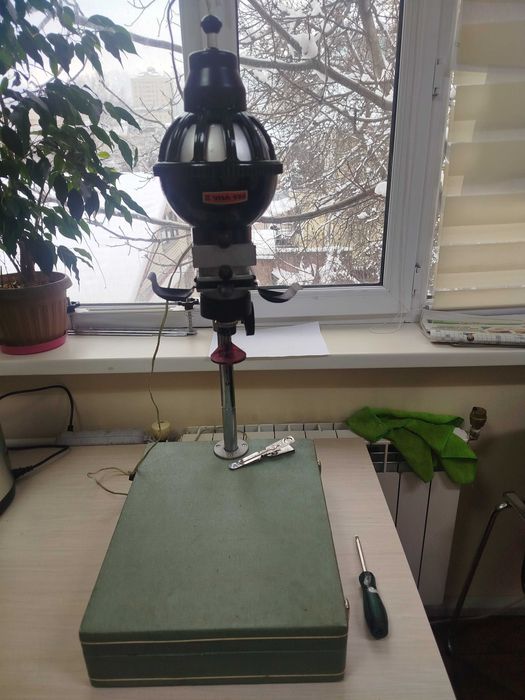 Продам фотоувеличитель УПА 5М б/у