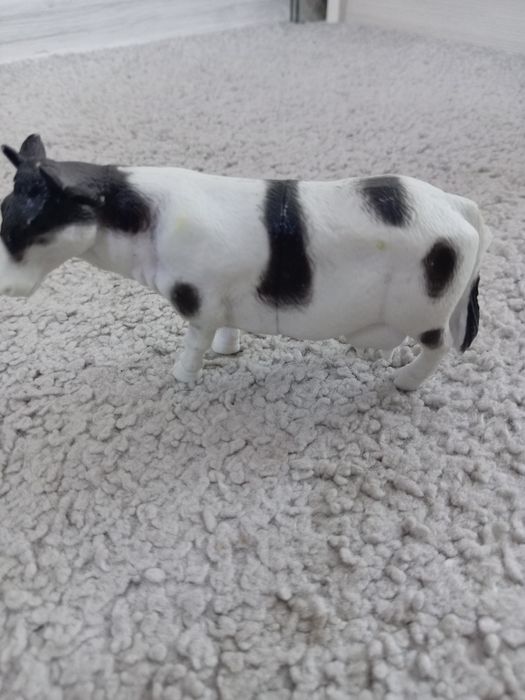 Продам игрушки нормальный состаяние.