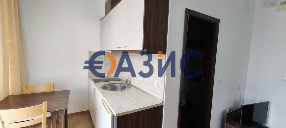Продава се Едностаен апартамент в к.к. Слънчев бряг - 48 кв.м за 658 €/кв.м - Снимка #4