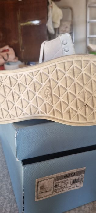 Кроссовки PRADA. Белые, размер 37. Коробка оригинал