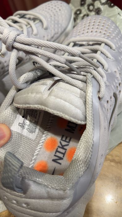 Adidasi Nike Mind 002 Gray 42