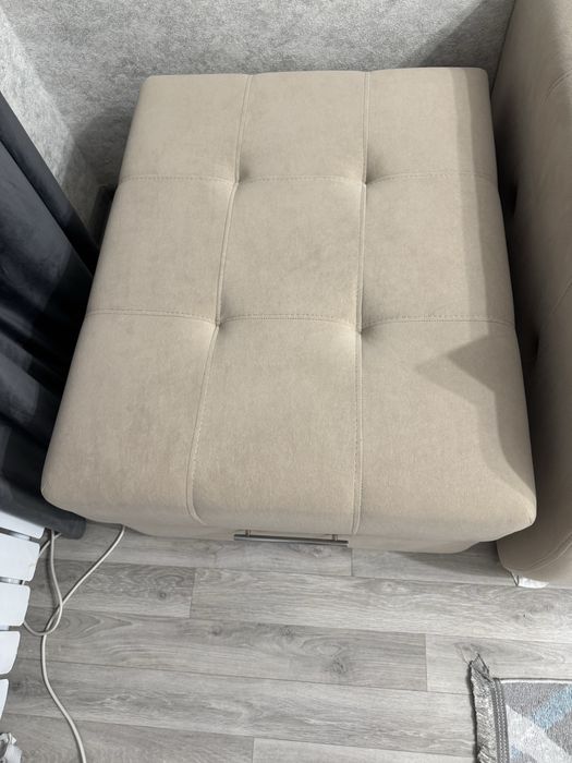 Продам пуфик в отличном состоянии