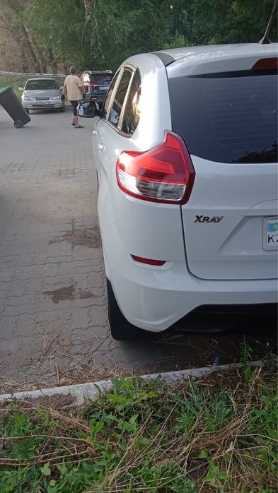 Лада Lada Xray отличный