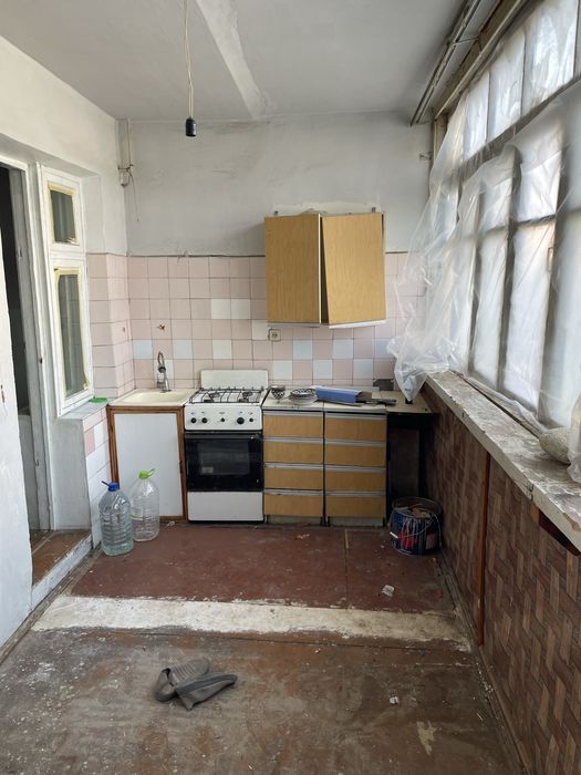 Продается квартира 77 серия кирпичный дом