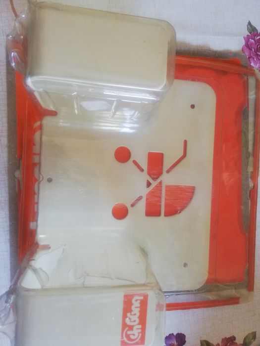 Suport metalic pentru carucior.