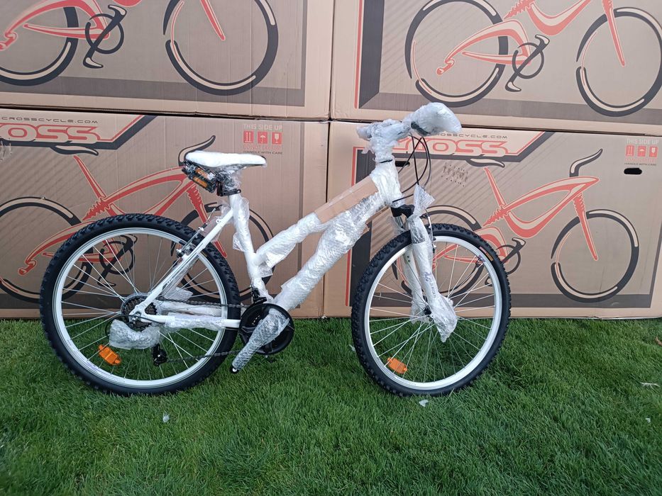 НОВ велосипед 26" Cross Julia