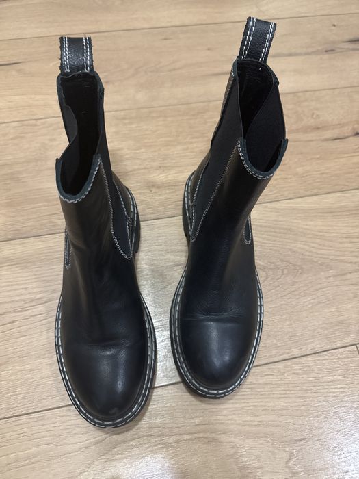 Продам женские Ботинки челси натуралтная кожа 100%. Размер 36