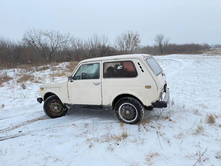 Продам ниву  1994 г