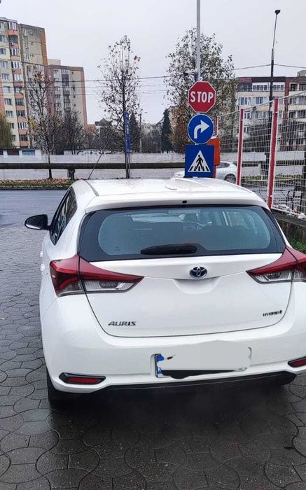 Toyota Auris Hybrid 1.8 2018 TSS