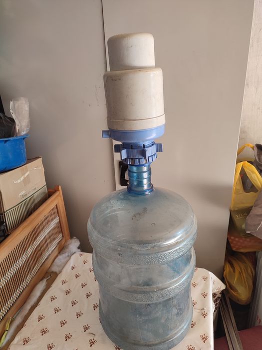 Продам помпу с бутылем