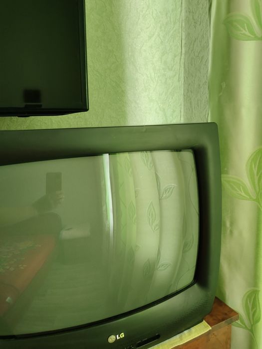 Продам телевизор LG в рабочем состоянии