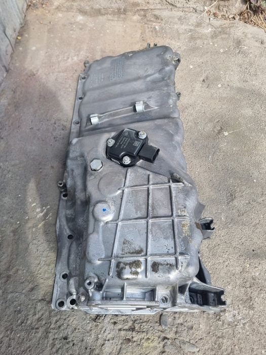 Baie ulei cu senzor oem Bmw N57D30B 313cp F06 F10 F11