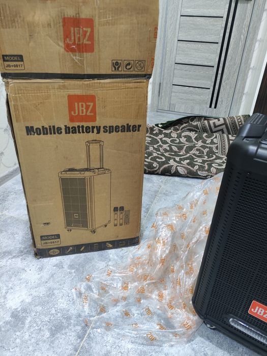 Продам Блютуз колонку JBZ ( original )
