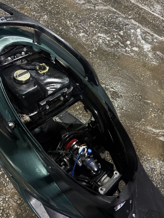 скутер Maxi 165cc