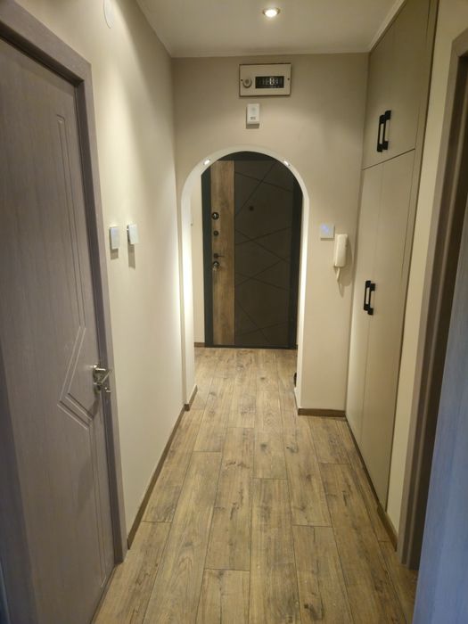 Продава се Тристаен апартамент в Сливен, Българка - 70 кв.м за 1377 €/кв.м - Снимка #6