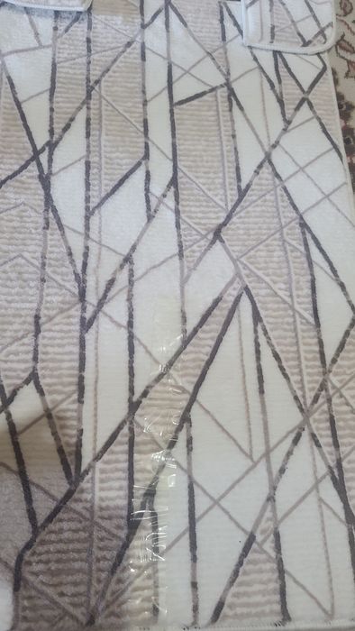 Продается коврик для ванны