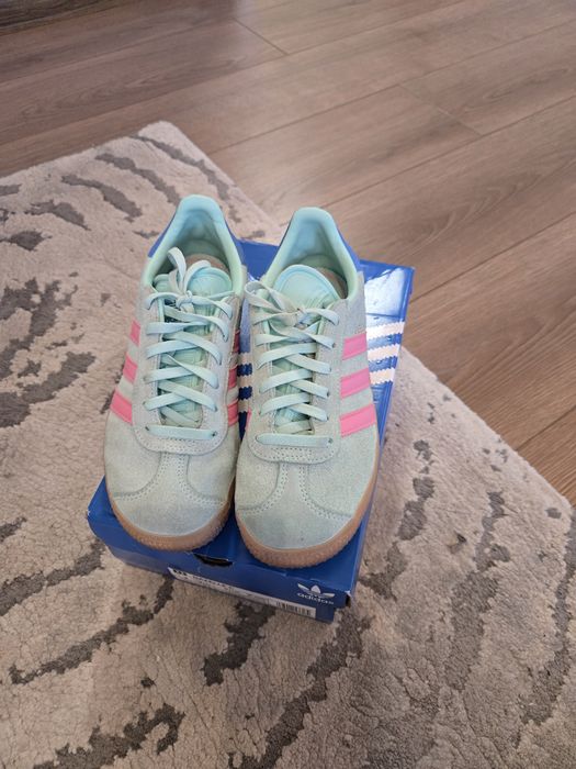 Маратонки Adidas Gazelle 35