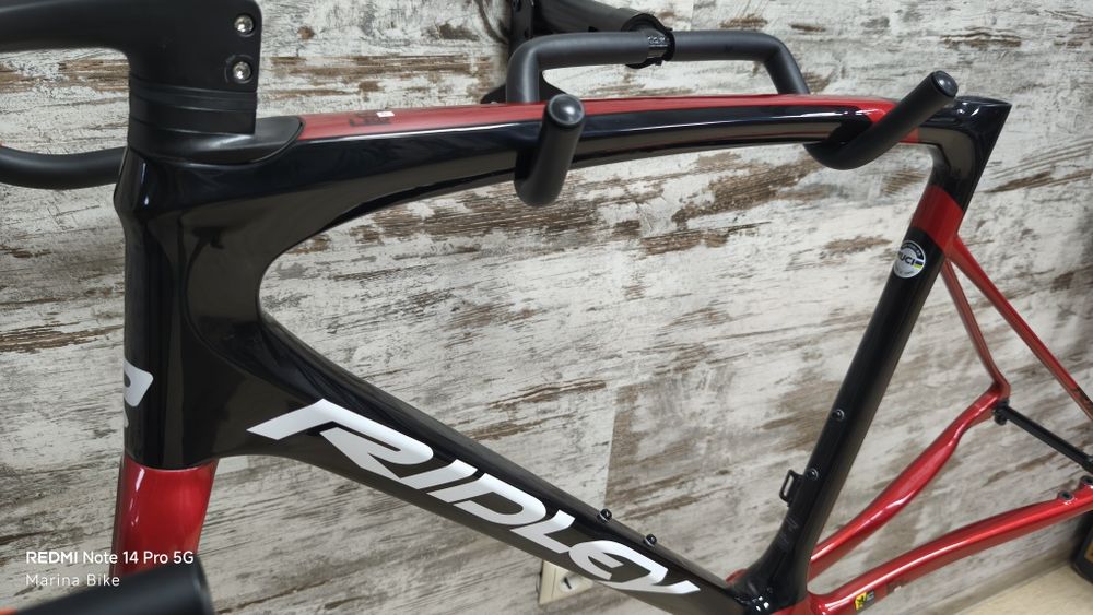 НОВА карбонова шосейна рамка Ridley Fenix SLiC Disc Forza Cirrus | M