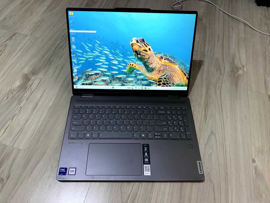 Lenovo Yoga 7 intel ultra 7 - 155U Ram 16Gb Ssd 1Tb 16" touch