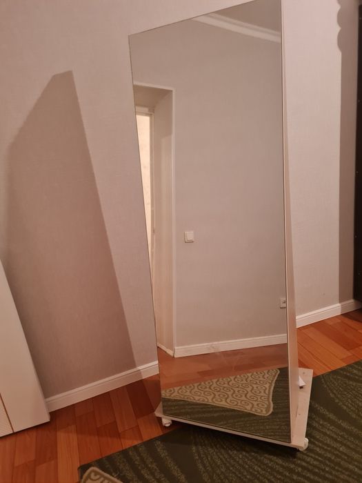 Айна магазиндерге өте ыңғайлы