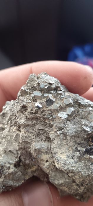 Vând toate mineralele din poză