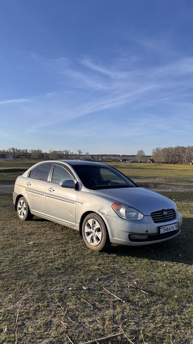 Hyundai accent mc