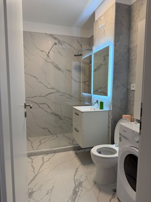 INCHIRIEZ apartament Rasnov