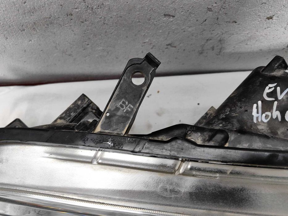 Оригинален фар Тойота Toyota Hilux